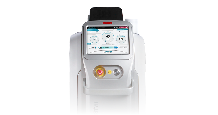 클라리티 듀얼 파장 레이저 제모 장비 본체를 보여주는 장비 비주얼 이미지